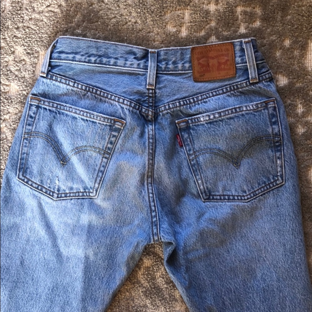 Levi Ripped Jeans - Picture 4 of 5